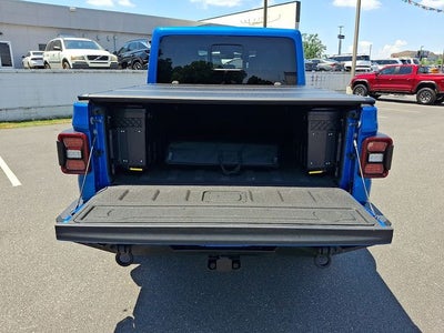 2022 Jeep Gladiator Overland