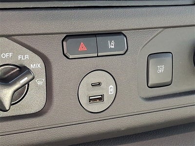2024 Ford E-450SD 14' BOX TRUCK DRW