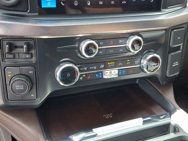 2025 Ford F-450SD King Ranch DRW