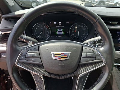 2023 Cadillac XT5 Sport