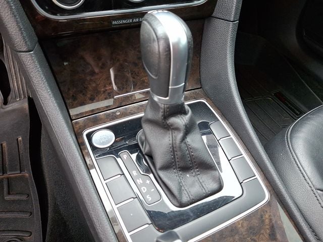 2015 Volkswagen Passat TDI SEL Premium