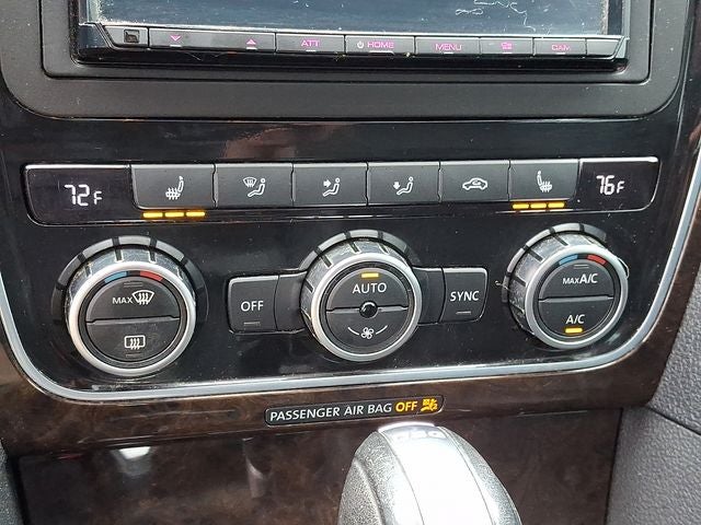 2015 Volkswagen Passat TDI SEL Premium