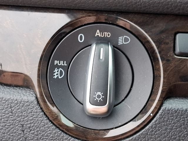 2015 Volkswagen Passat TDI SEL Premium