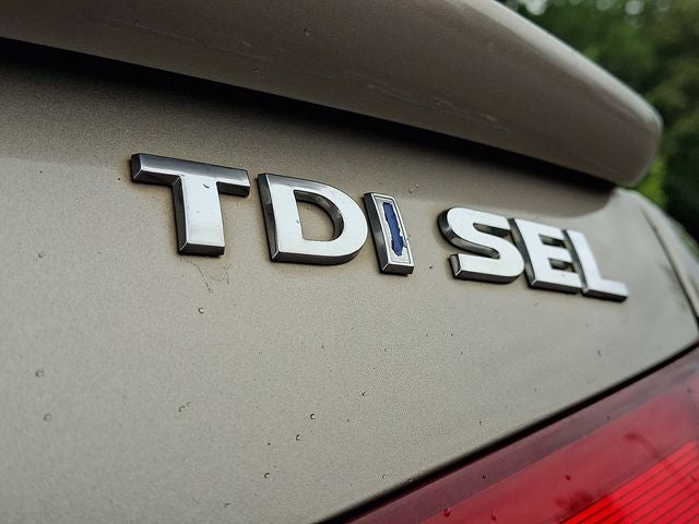 2015 Volkswagen Passat TDI SEL Premium
