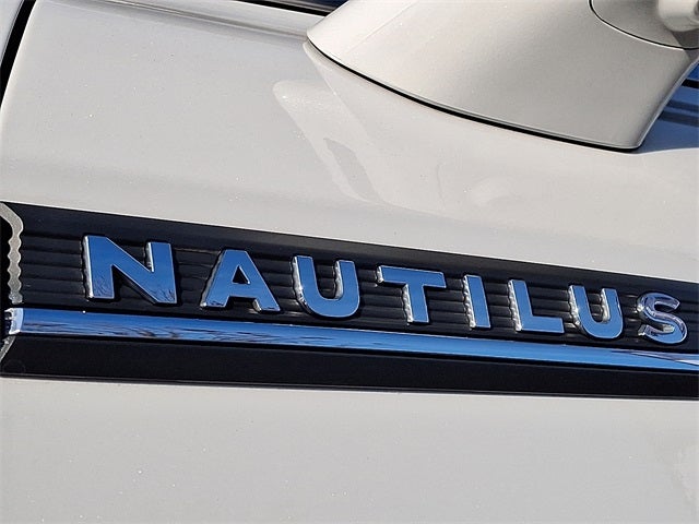 2021 Lincoln Nautilus Reserve