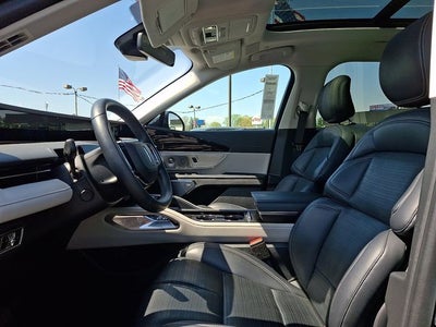 2025 Lincoln Nautilus Reserve