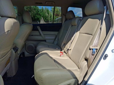 2013 Toyota Highlander Base