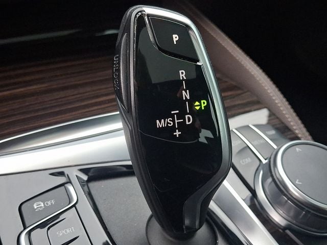 2019 BMW 5 Series 540i