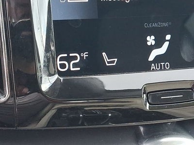 2018 Volvo XC60 T6 Momentum