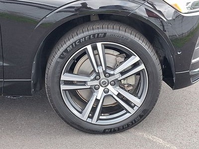 2018 Volvo XC60 T6 Momentum