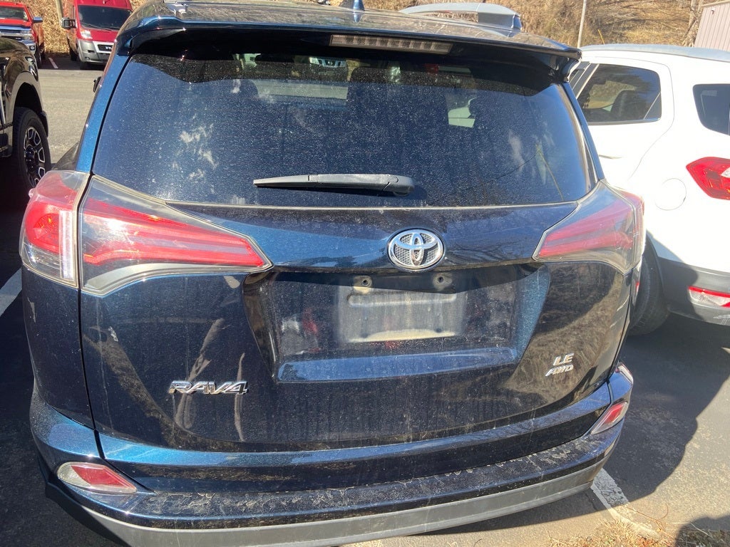 2017 Toyota RAV4 LE