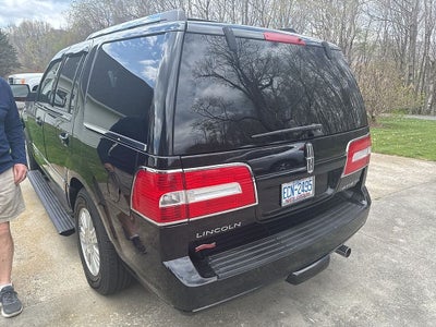 2009 Lincoln Navigator Base