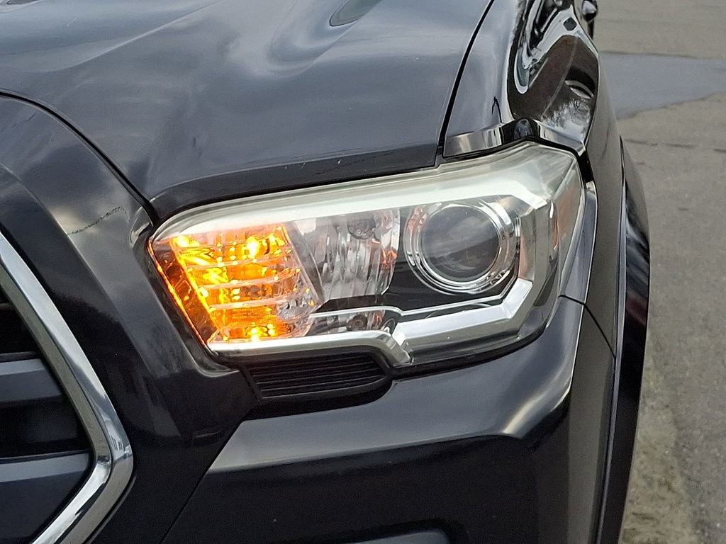 2018 Toyota Tacoma SR5 V6