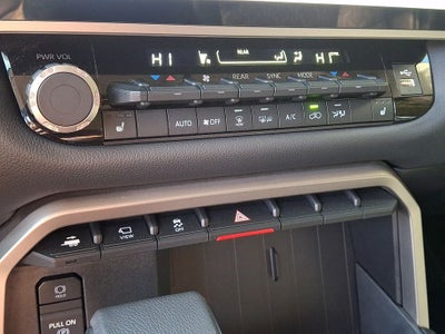 2024 Toyota Sequoia SR5