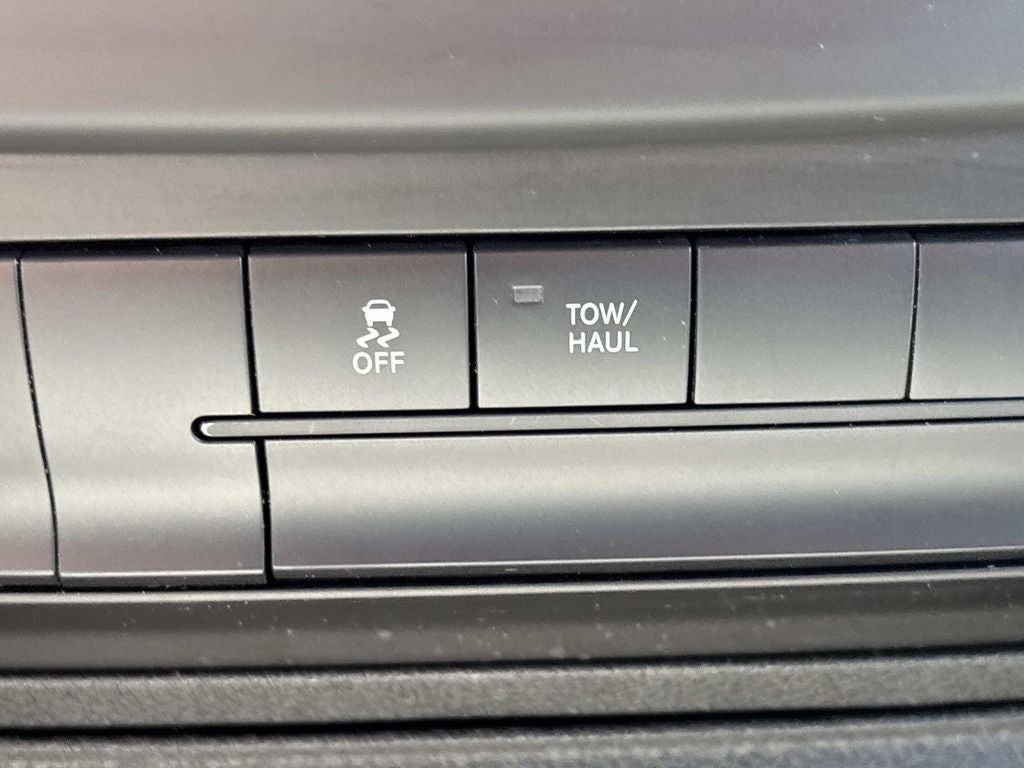 2019 RAM 1500 Classic Express Quad Cab 4x2 6'4' Box