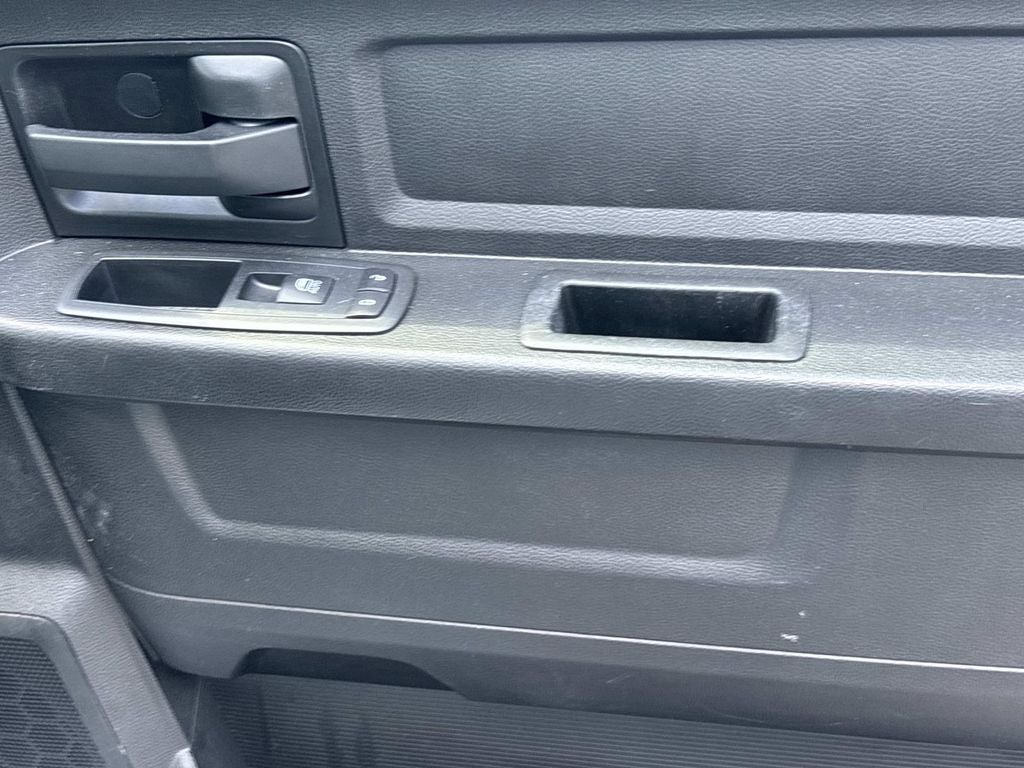 2019 RAM 1500 Classic Express Quad Cab 4x2 6'4' Box