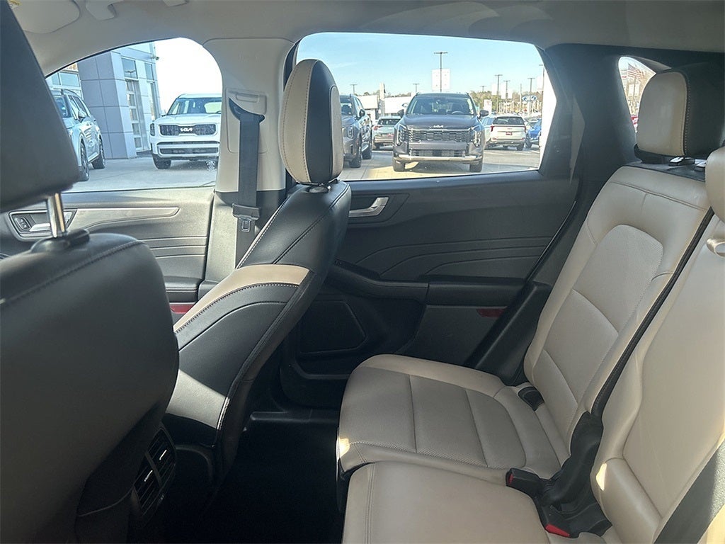 2021 Ford Escape Titanium