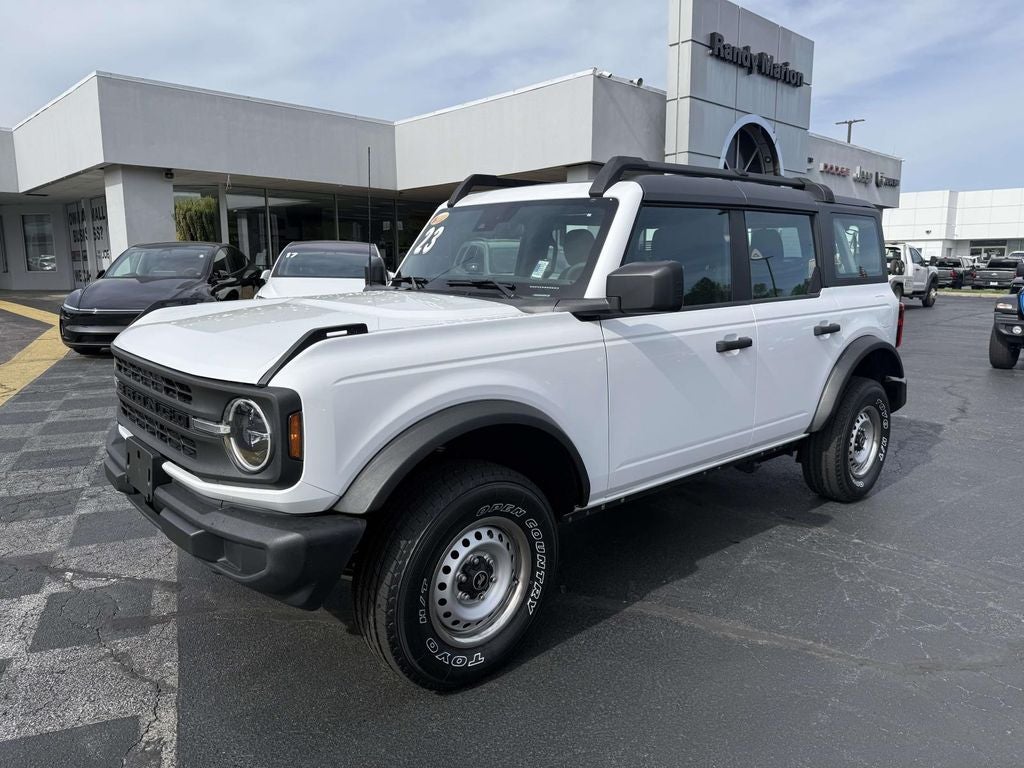 2023 Ford Bronco Base
