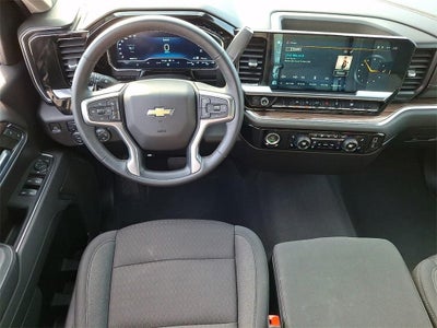 2023 Chevrolet Silverado 1500 4WD Crew Cab Short Bed LT with 2FL