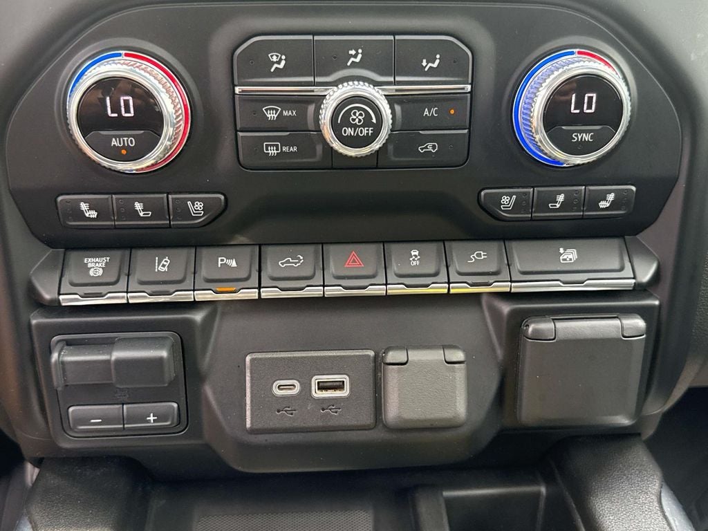 2023 GMC Sierra 3500HD 4WD Crew Cab Long Bed Denali