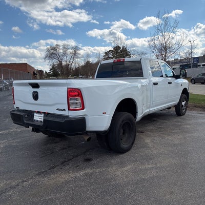 2024 RAM 3500 Tradesman Crew Cab 4x4 8' Box
