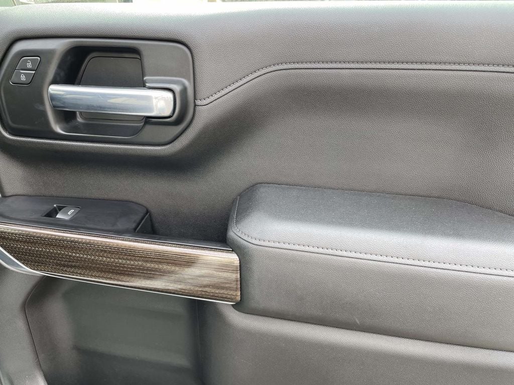 2020 Chevrolet Silverado 1500 4WD Crew Cab Short Bed LT