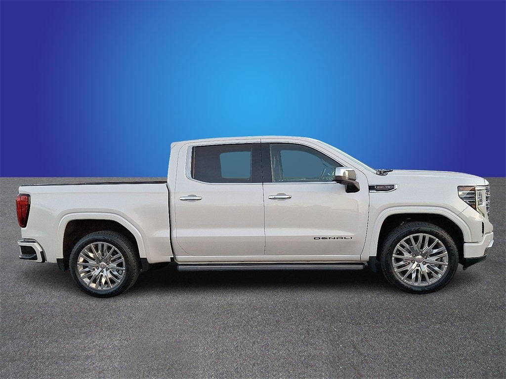 2022 GMC Sierra 1500 4WD Crew Cab Short Box Denali