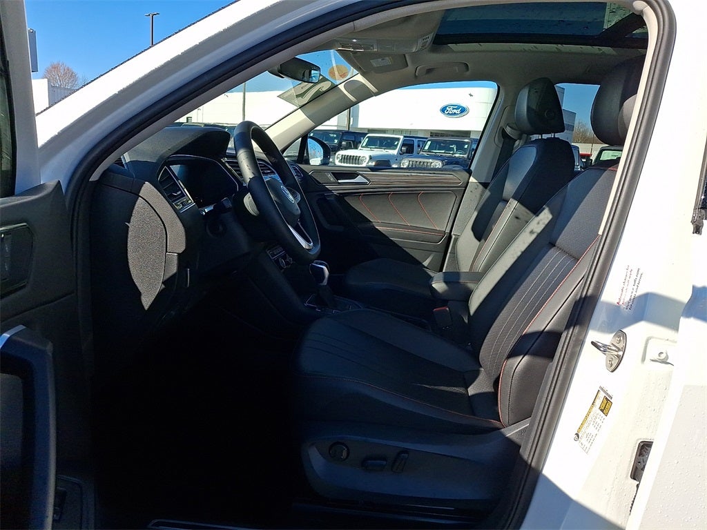 2024 Volkswagen Tiguan 2.0T Wolfsburg Edition