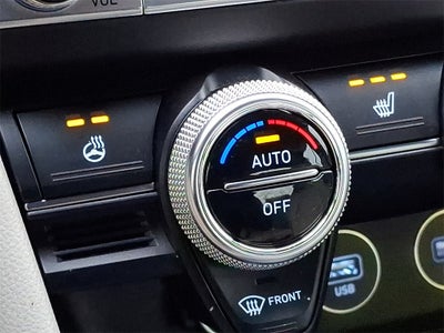 2023 Genesis G70 2.0T AWD