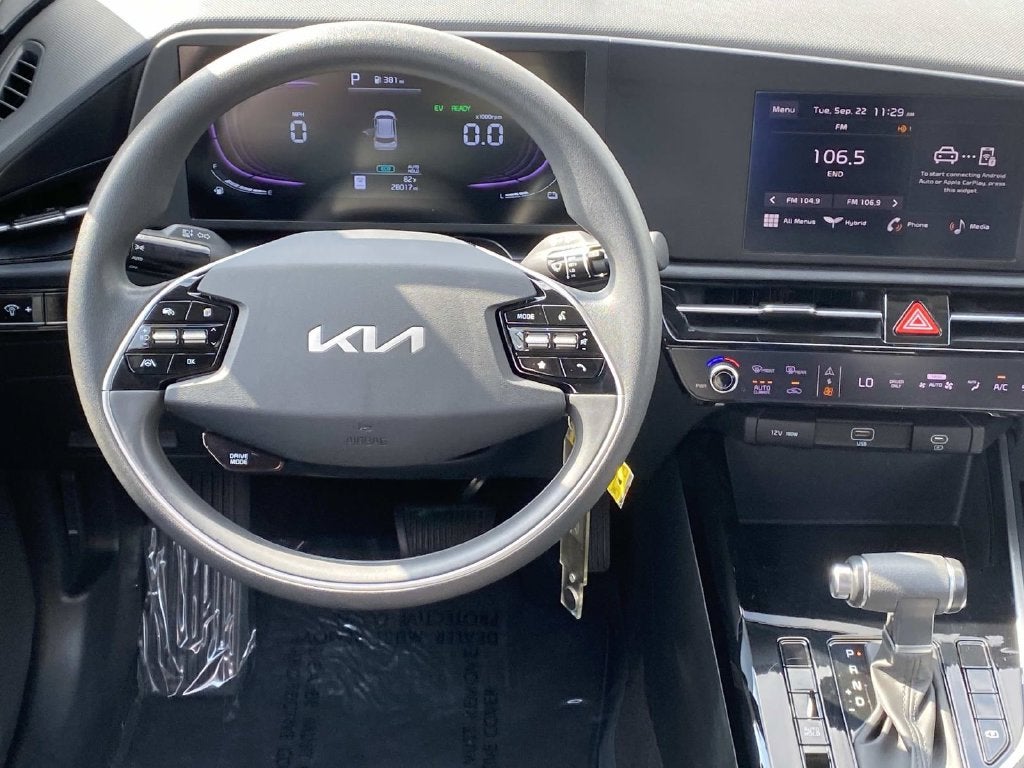 2025 Kia Niro LX