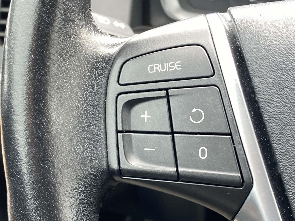 2017 Volvo XC60 T5 Inscription