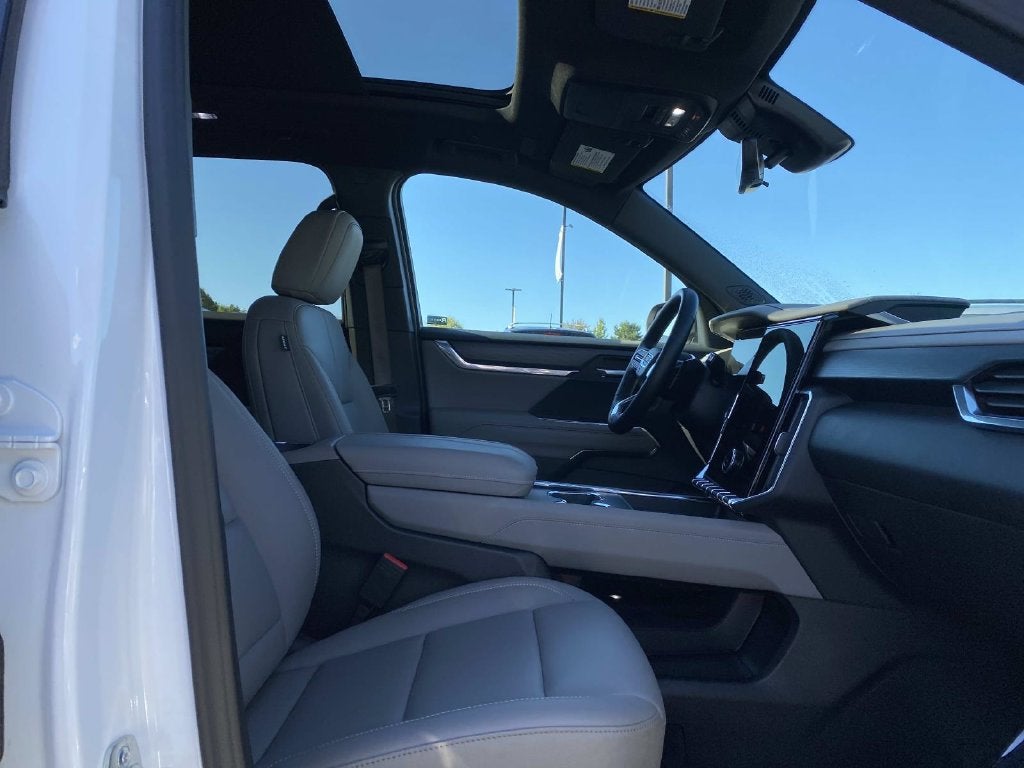 2026 GMC Acadia Elevation Pano Roof * Leather