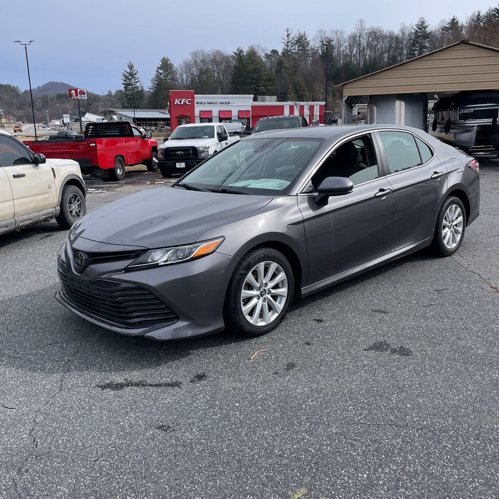 2019 Toyota Camry LE