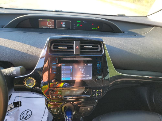 2019 Toyota Prius XLE AWD-e