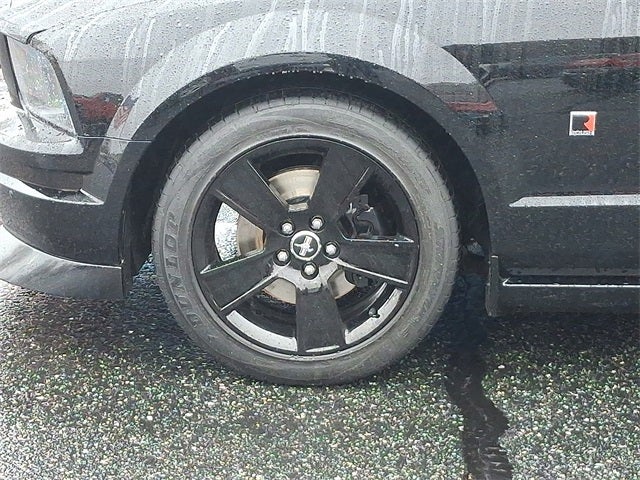 2006 Ford Mustang GT Deluxe