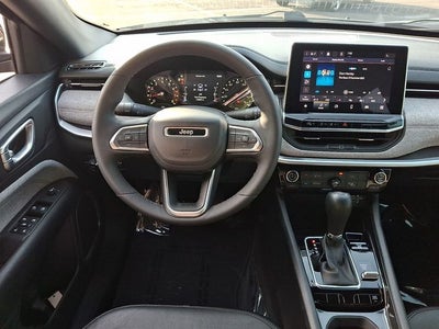 2023 Jeep Compass Latitude Lux