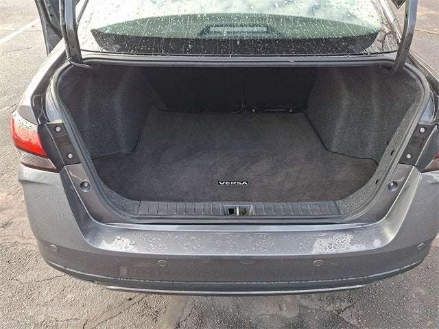 2023 Nissan Versa 1.6 SV