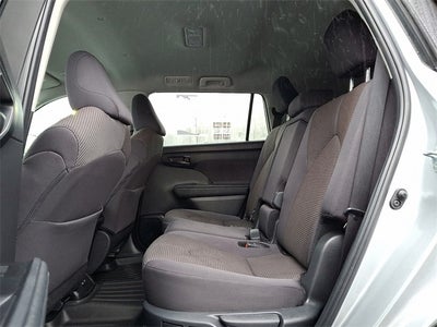 2024 Toyota Highlander LE