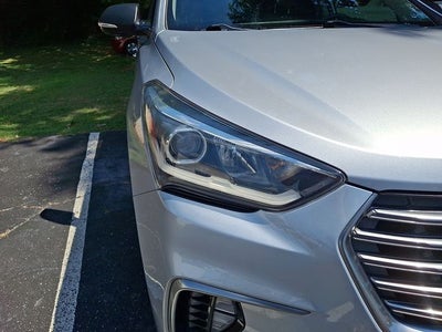2018 Hyundai Santa Fe SE
