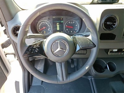 2025 Mercedes-Benz Sprinter 2500 Cargo 170 WB High Roof