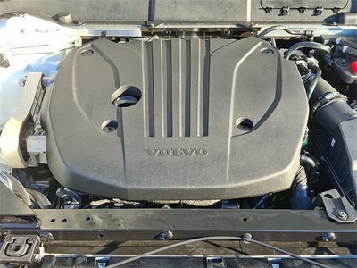 2025 Volvo XC60 B5 Core