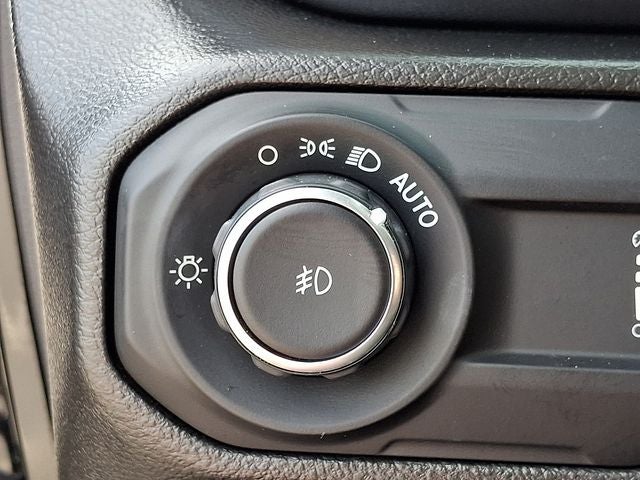 2023 Jeep Wrangler Sahara Altitude