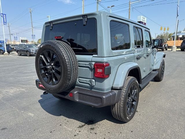 2025 Jeep Wrangler Sahara 4xe