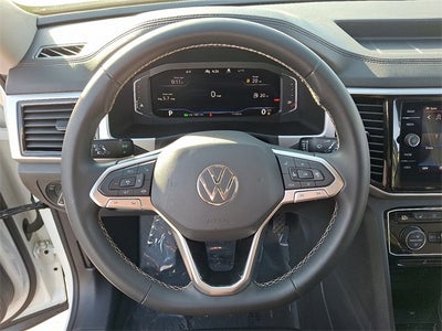 2022 Volkswagen Atlas 3.6L V6 SE w/Technology