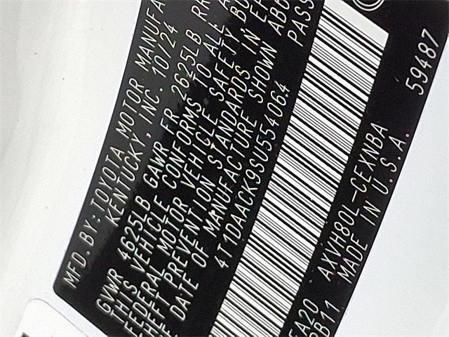 2025 Toyota Camry LE