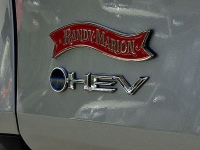 2025 Toyota Sienna LE 8 Passenger