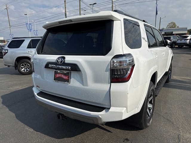 2024 Toyota 4Runner TRD Off-Road