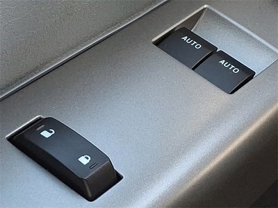 2023 Ford F-650SD Base