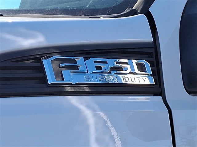 2023 Ford F-650SD Base