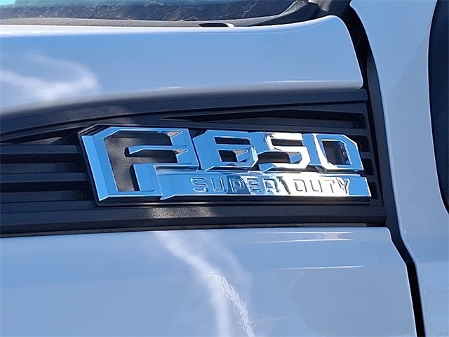 2023 Ford F-650SD Base